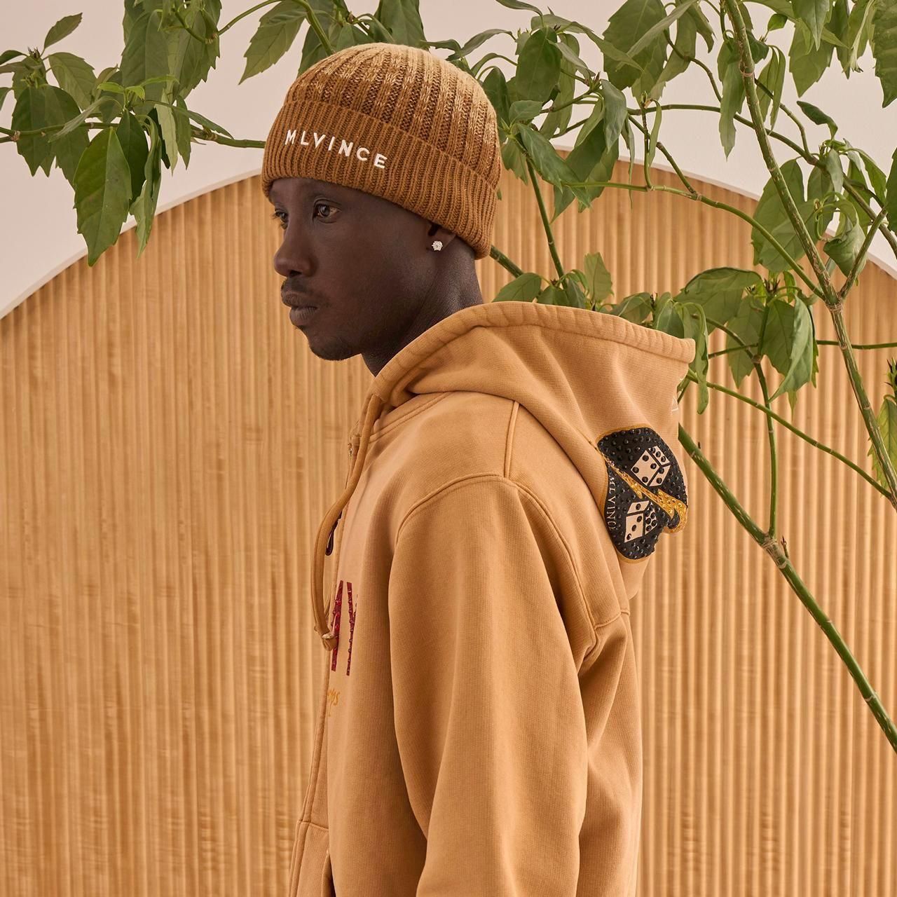 <img class='new_mark_img1' src='https://img.shop-pro.jp/img/new/icons5.gif' style='border:none;display:inline;margin:0px;padding:0px;width:auto;' />MLVINCE () |  CLASSIC LOGO RIBBED BEANIE BROWN