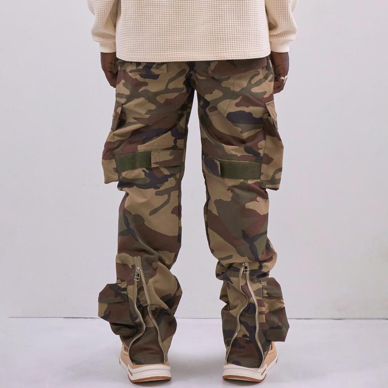 <img class='new_mark_img1' src='https://img.shop-pro.jp/img/new/icons5.gif' style='border:none;display:inline;margin:0px;padding:0px;width:auto;' />MLVINCE () |  NYLON HOLSTER CARGO PANTS CAMO