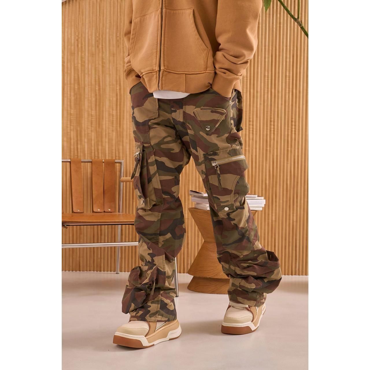 <img class='new_mark_img1' src='https://img.shop-pro.jp/img/new/icons5.gif' style='border:none;display:inline;margin:0px;padding:0px;width:auto;' />MLVINCE () |  NYLON HOLSTER CARGO PANTS CAMO