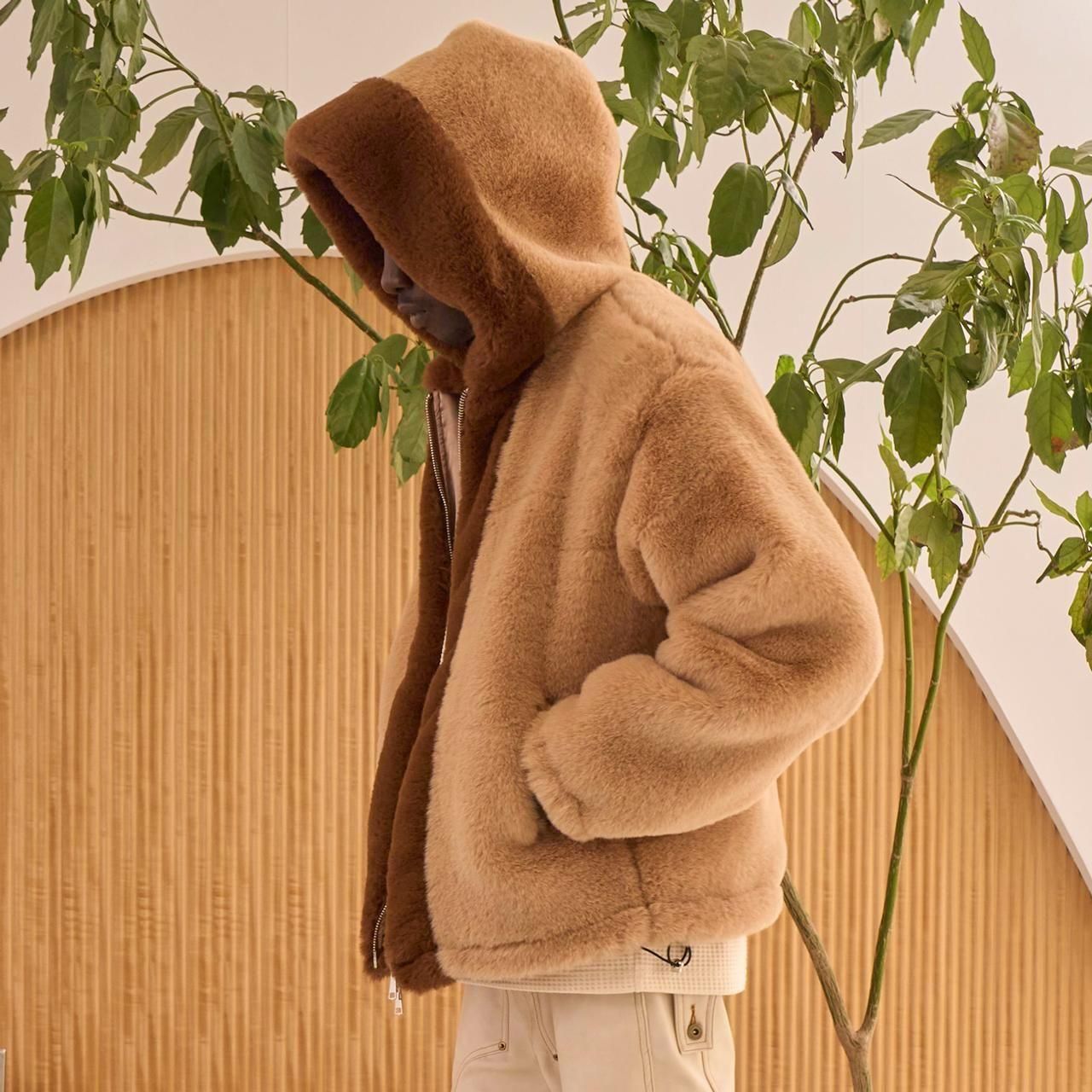 <img class='new_mark_img1' src='https://img.shop-pro.jp/img/new/icons5.gif' style='border:none;display:inline;margin:0px;padding:0px;width:auto;' />MLVINCE () |  FAUX FUR JACKET BEIGE