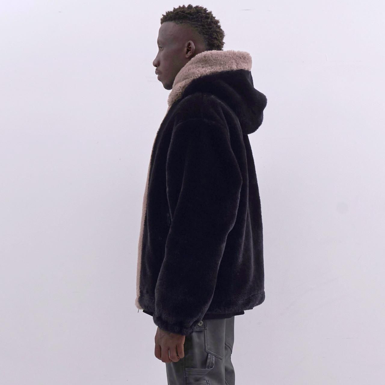 <img class='new_mark_img1' src='https://img.shop-pro.jp/img/new/icons5.gif' style='border:none;display:inline;margin:0px;padding:0px;width:auto;' />MLVINCE () |  FAUX FUR JACKET BLACK