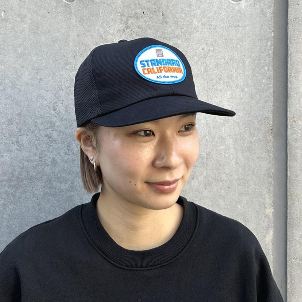 <img class='new_mark_img1' src='https://img.shop-pro.jp/img/new/icons5.gif' style='border:none;display:inline;margin:0px;padding:0px;width:auto;' />STANDARD CALIFORNIA ( ե˥)SD Logo Patch Mesh Cap Black