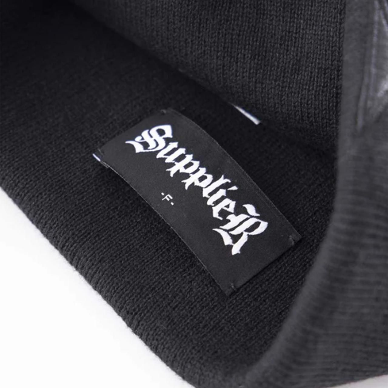 <img class='new_mark_img1' src='https://img.shop-pro.jp/img/new/icons5.gif' style='border:none;display:inline;margin:0px;padding:0px;width:auto;' />SUPPLIER (ץ饤䡼)Fleur Leather Patch Beanie Black