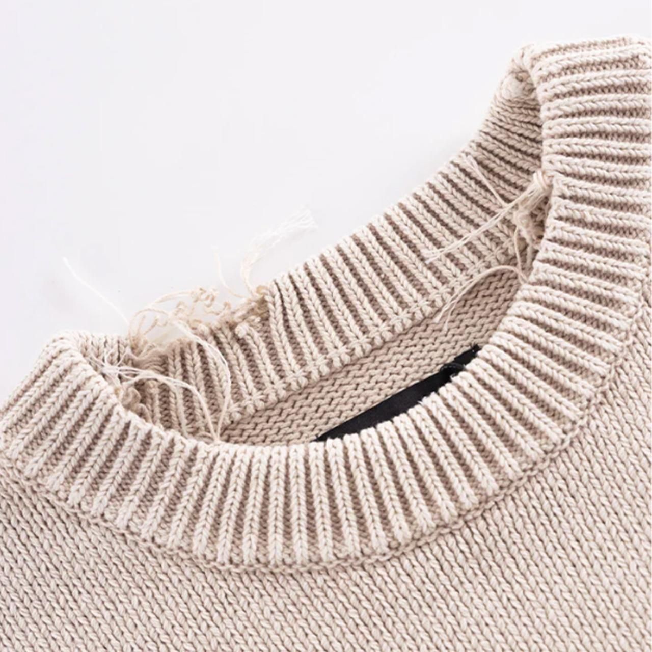 <img class='new_mark_img1' src='https://img.shop-pro.jp/img/new/icons5.gif' style='border:none;display:inline;margin:0px;padding:0px;width:auto;' />SUPPLIER (ץ饤䡼)Distressed Cross Leather Patch Crew Knit V2 Beige
