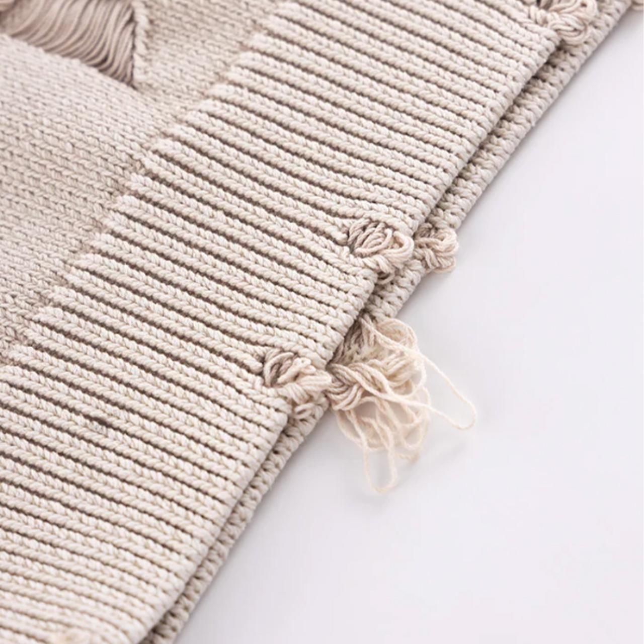 <img class='new_mark_img1' src='https://img.shop-pro.jp/img/new/icons5.gif' style='border:none;display:inline;margin:0px;padding:0px;width:auto;' />SUPPLIER (ץ饤䡼)Distressed Cross Leather Patch Crew Knit V2 Beige
