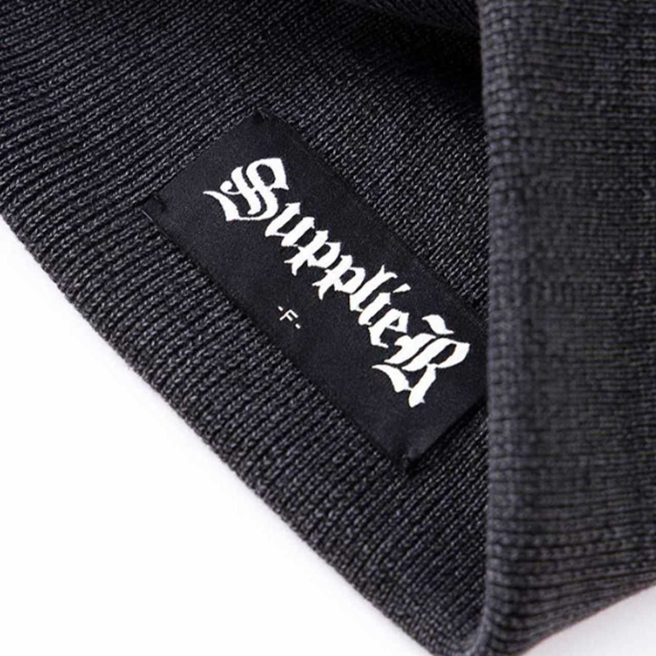 SUPPLIER (サプライヤー)｜スタッズクロスレザーパッチビーニー