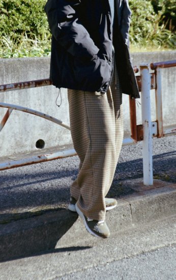 is-ness/イズネス】NU WIDE EZ PANTS(BEIGE CHECK) - 「PLACE