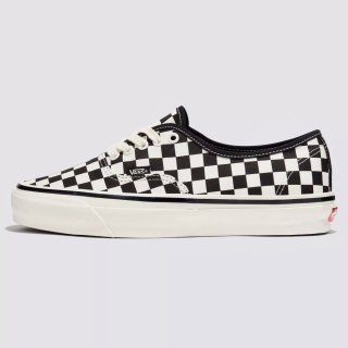 <img class='new_mark_img1' src='https://img.shop-pro.jp/img/new/icons14.gif' style='border:none;display:inline;margin:0px;padding:0px;width:auto;' />VANS/󥺡AUTHENTIC REISSUE 44(Checkerboard marshmallow/Black) 