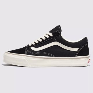 <img class='new_mark_img1' src='https://img.shop-pro.jp/img/new/icons14.gif' style='border:none;display:inline;margin:0px;padding:0px;width:auto;' />VANS/󥺡OLD SKOOL 36(Black/Marshmallow) 