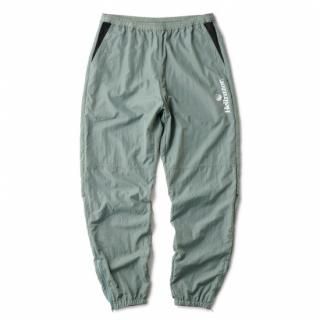 <img class='new_mark_img1' src='https://img.shop-pro.jp/img/new/icons14.gif' style='border:none;display:inline;margin:0px;padding:0px;width:auto;' />HELLRAZOR/إ쥤TRADEMARK LOGO NYLON PANTS with VENTILATION
