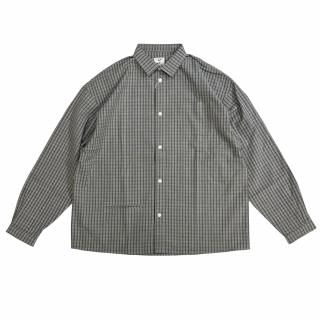<img class='new_mark_img1' src='https://img.shop-pro.jp/img/new/icons44.gif' style='border:none;display:inline;margin:0px;padding:0px;width:auto;' />NOROLL/ΡNORMAL SHIRT