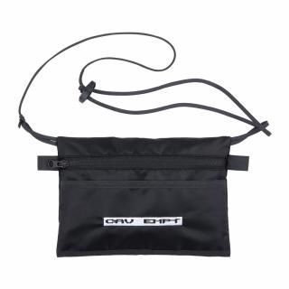 <img class='new_mark_img1' src='https://img.shop-pro.jp/img/new/icons14.gif' style='border:none;display:inline;margin:0px;padding:0px;width:auto;' />C.E/SMALL POCKET BAG