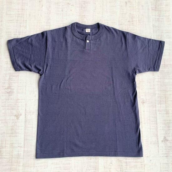 1ボタンヘンリーネックTシャツ シャドウボーダー 〈4082