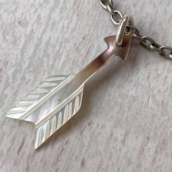 ペンダント 5¢ ネイティブアメリカン&シェルアロー 〈N-674 ペンダント 5¢ ネイティブアメリカン&シェルアロー 〈N-674