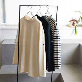 <img class='new_mark_img1' src='https://img.shop-pro.jp/img/new/icons13.gif' style='border:none;display:inline;margin:0px;padding:0px;width:auto;' />SAINT JAMESOUESSANT MOCK NECK