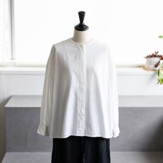 <img class='new_mark_img1' src='https://img.shop-pro.jp/img/new/icons13.gif' style='border:none;display:inline;margin:0px;padding:0px;width:auto;' />jujudhauFLY FRONT SHIRT LINEN COTTON WHITE