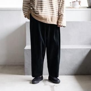 <img class='new_mark_img1' src='https://img.shop-pro.jp/img/new/icons13.gif' style='border:none;display:inline;margin:0px;padding:0px;width:auto;' />is-nessCORDUROY TUCK TROUSERS3Ÿ
