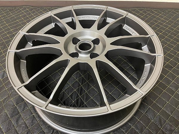 ABARTH695BIPOSTO 18INCH RIM /UNLIMITED