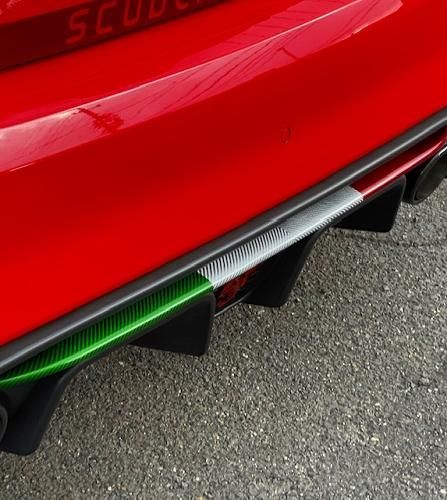 ABARTH500,595/695 ドライグラスカーボンリアリップカバー