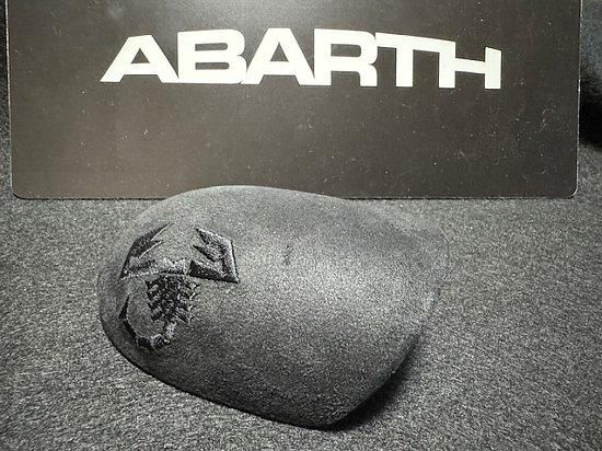 ABARTH ɻΩ ֡ȥ᡼СʱϥɥѡWith Black Scorpion