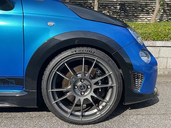 / ABARTH BIPOSTO 18 ۥ 4/1å