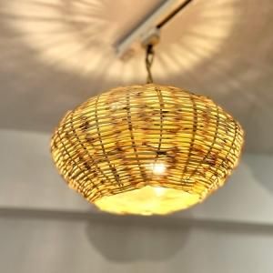 ナチュラルテイストの自然派ライト