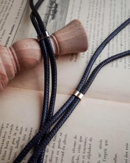 <img class='new_mark_img1' src='https://img.shop-pro.jp/img/new/icons14.gif' style='border:none;display:inline;margin:0px;padding:0px;width:auto;' />SentiCaro cord necklace Black color