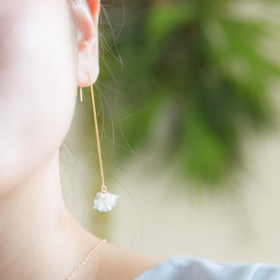 クリア ゆれる花咲きフリル ピアス イヤリング 18kgp 咲き編みアーティストｃｈｉｋｏ チコ 3秒アレンジでふわんと憧れスタイル