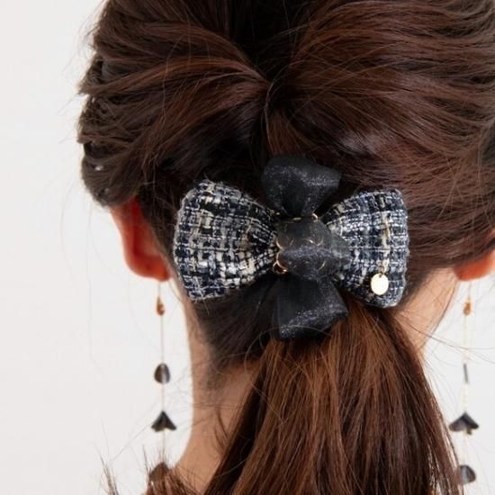 ツイードのクチュールリボン バレッタ ヘアクリップ ポニーフック Noir ノワール 咲き編みアーティストchiko チコ 3秒アレンジでふわんと憧れスタイル ツイードのクチュールリボン バレッタ ヘアクリップ ポニーフック Noir ノワール 咲き編みアーティストchiko チコ 3秒アレンジでふわんと憧れスタイル