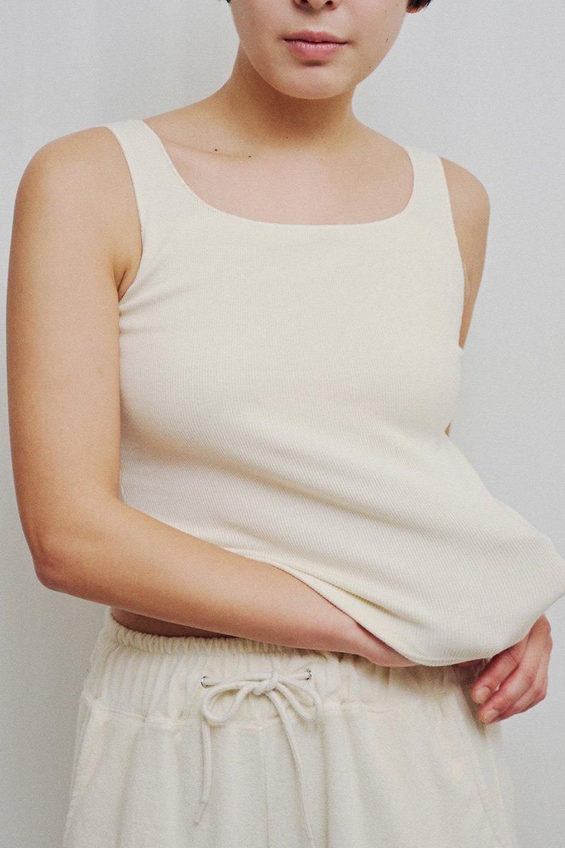 BC002 (CUP IN TANK TOP) kinari