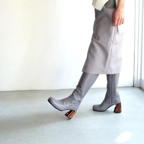 ✨現行品&未使用✨MANA マナ　レザーカット　ミュール　ブロンズ　23cm 572067 レーザーカットサンダル