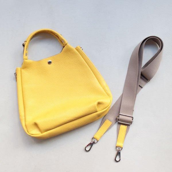 S.LEATHER TRIANGLE TOTE S