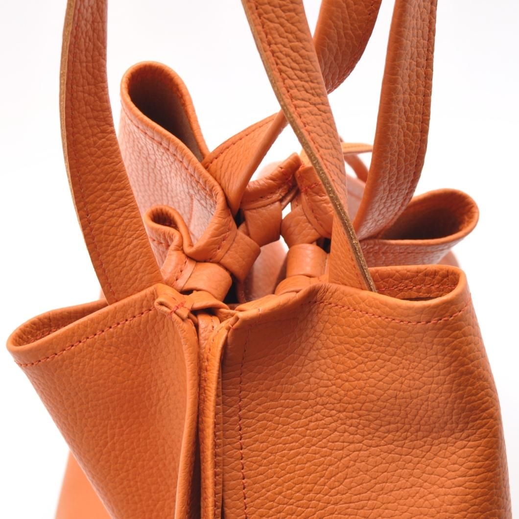 S.LEATHER SQUEEZE BIG TOTE - blancle online store