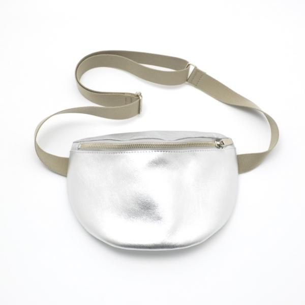 M.LEATHER SEMICIRCLE BODY BAG