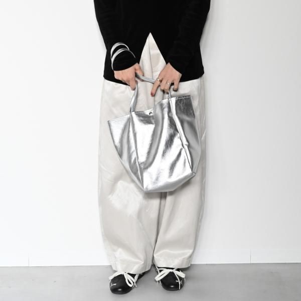 M.LEATHER RECTANGLE TOTE 