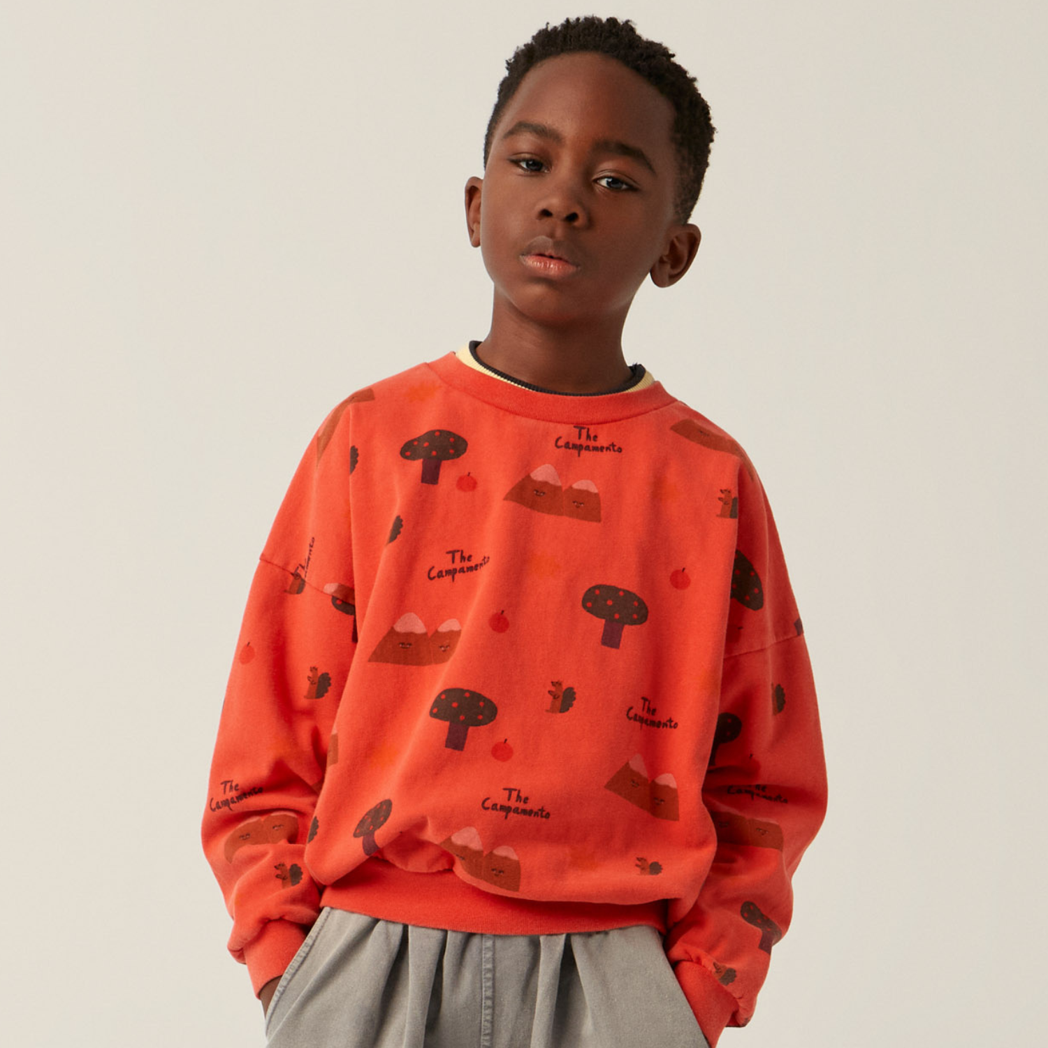 the campamento Mountains Red Sweatshirt