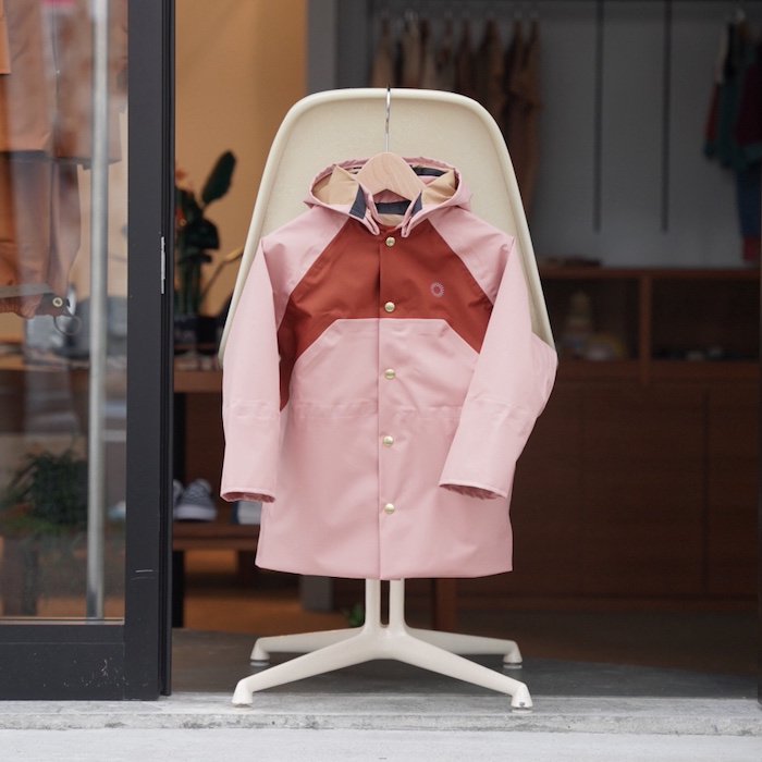 <img class='new_mark_img1' src='https://img.shop-pro.jp/img/new/icons10.gif' style='border:none;display:inline;margin:0px;padding:0px;width:auto;' />faire child Smock / Sumacの商品画像