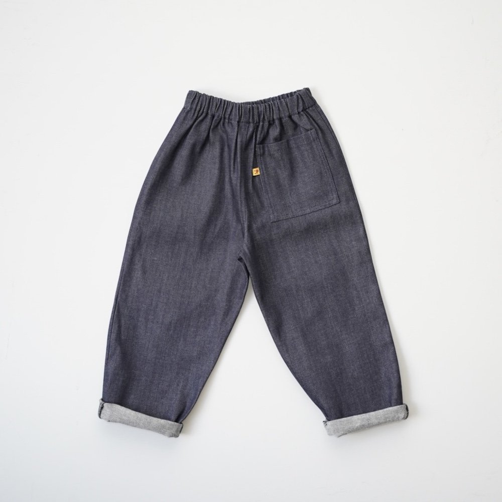 <img class='new_mark_img1' src='https://img.shop-pro.jp/img/new/icons22.gif' style='border:none;display:inline;margin:0px;padding:0px;width:auto;' />PIPPINS Denim JEANS / INDIGOの商品画像