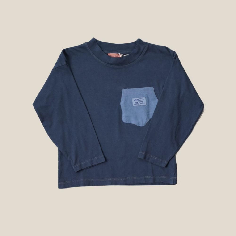 <img class='new_mark_img1' src='https://img.shop-pro.jp/img/new/icons22.gif' style='border:none;display:inline;margin:0px;padding:0px;width:auto;' />New Kids in the House Carla wobble pocket / Space blue
の商品画像