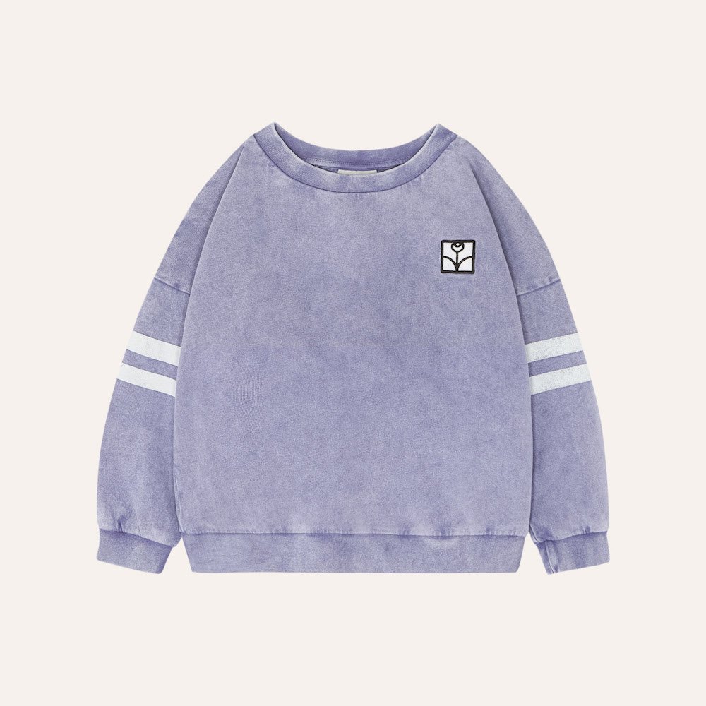 <img class='new_mark_img1' src='https://img.shop-pro.jp/img/new/icons10.gif' style='border:none;display:inline;margin:0px;padding:0px;width:auto;' />the campamento Blue Washed Oversized Kids Sweatshirtの商品画像