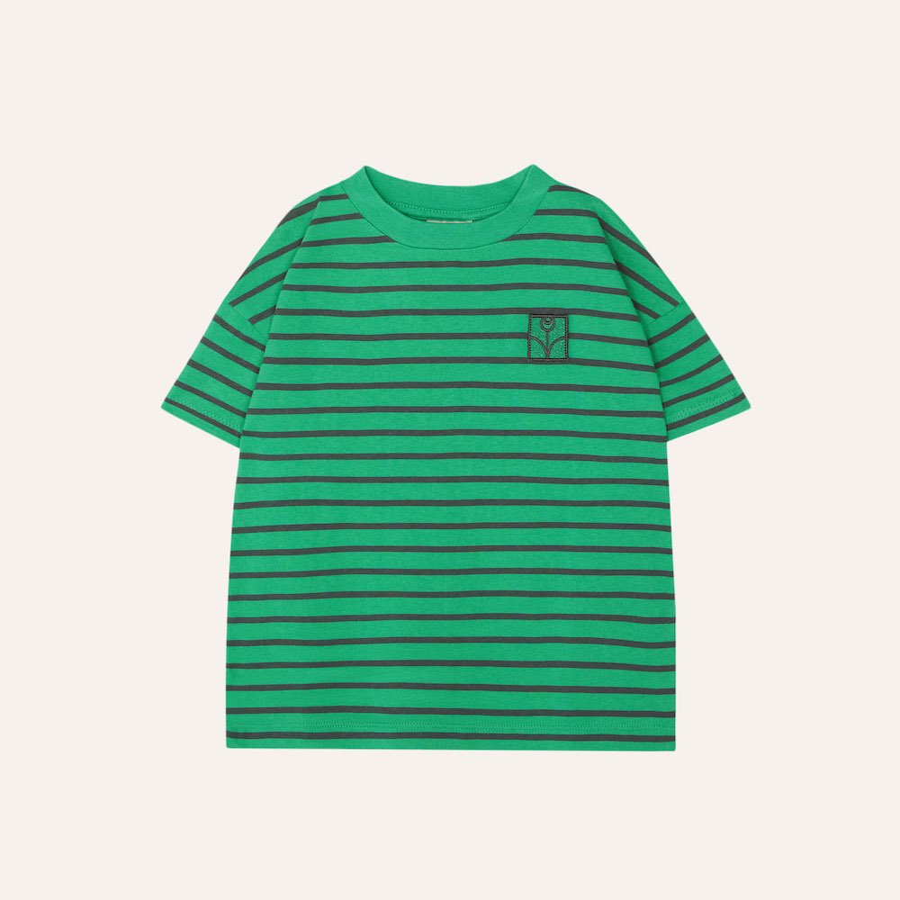 <img class='new_mark_img1' src='https://img.shop-pro.jp/img/new/icons10.gif' style='border:none;display:inline;margin:0px;padding:0px;width:auto;' />the campamento Green Striped Kids Tshirtの商品画像