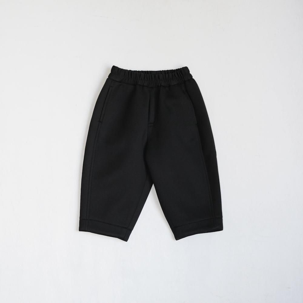 <img class='new_mark_img1' src='https://img.shop-pro.jp/img/new/icons22.gif' style='border:none;display:inline;margin:0px;padding:0px;width:auto;' />KOTER MANU BALLOON SHAPE SCUBA TROUSERSの商品画像