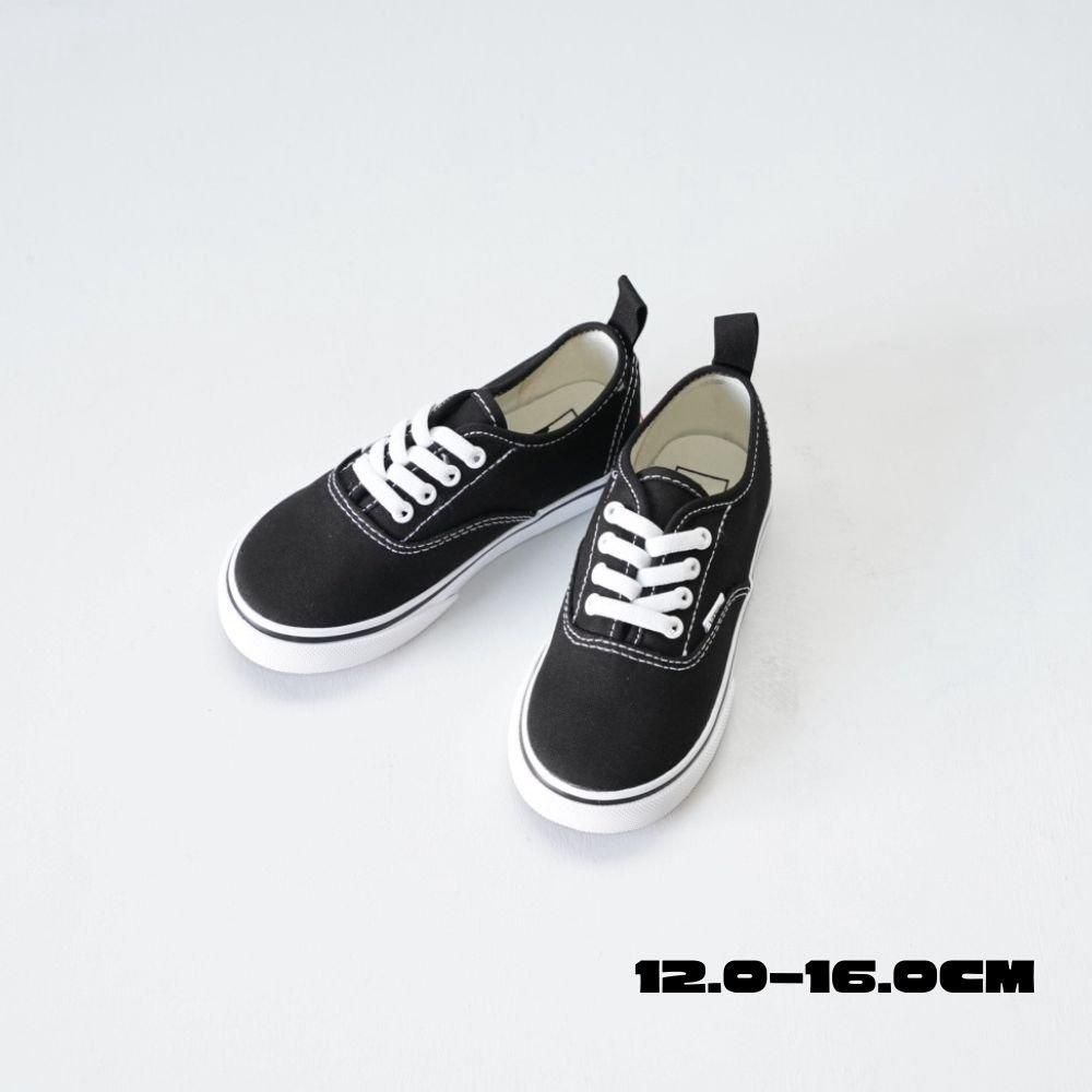 <img class='new_mark_img1' src='https://img.shop-pro.jp/img/new/icons10.gif' style='border:none;display:inline;margin:0px;padding:0px;width:auto;' />VANS AUTHENTIC Elastic Lace BLACKの商品画像