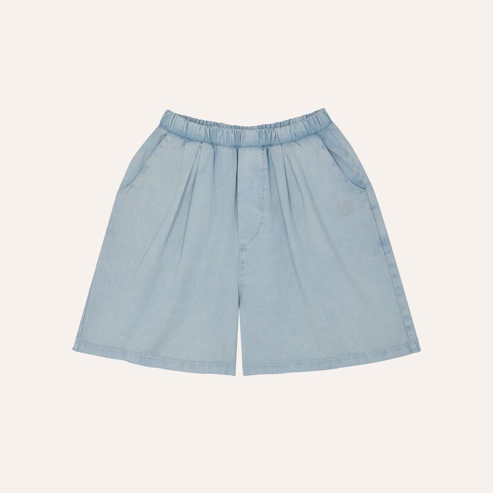 <img class='new_mark_img1' src='https://img.shop-pro.jp/img/new/icons10.gif' style='border:none;display:inline;margin:0px;padding:0px;width:auto;' />the campamento Light Blue Denim Kids Shortsの商品画像