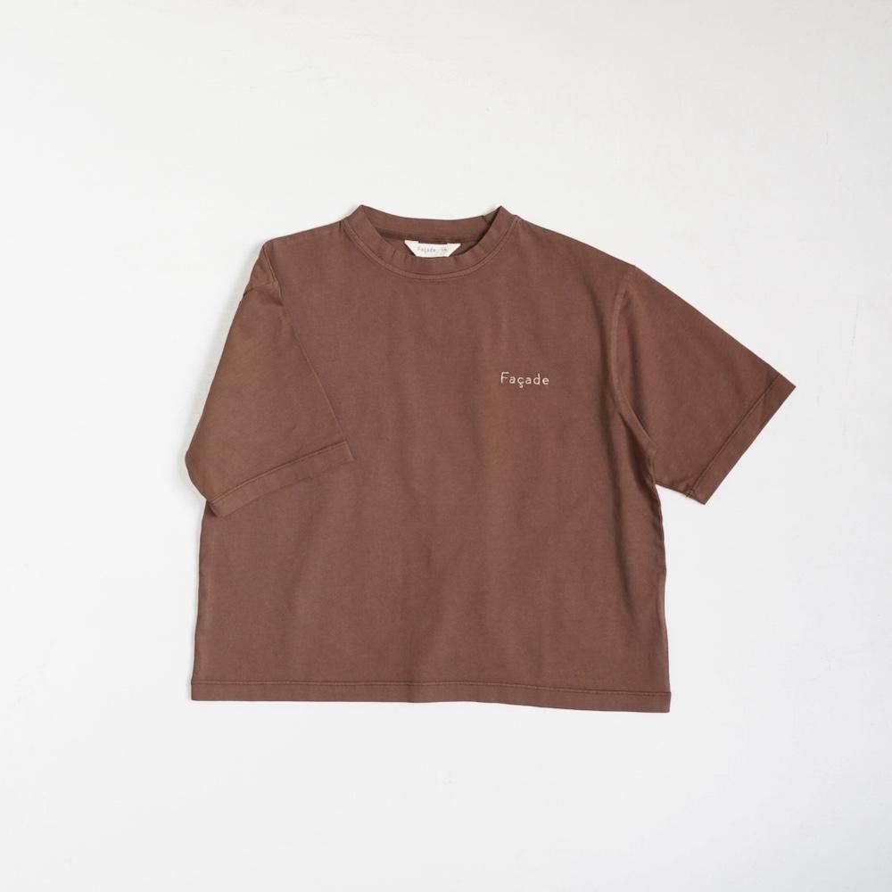 <img class='new_mark_img1' src='https://img.shop-pro.jp/img/new/icons10.gif' style='border:none;display:inline;margin:0px;padding:0px;width:auto;' />Façade Hana wide SS tee - Chocoの商品画像