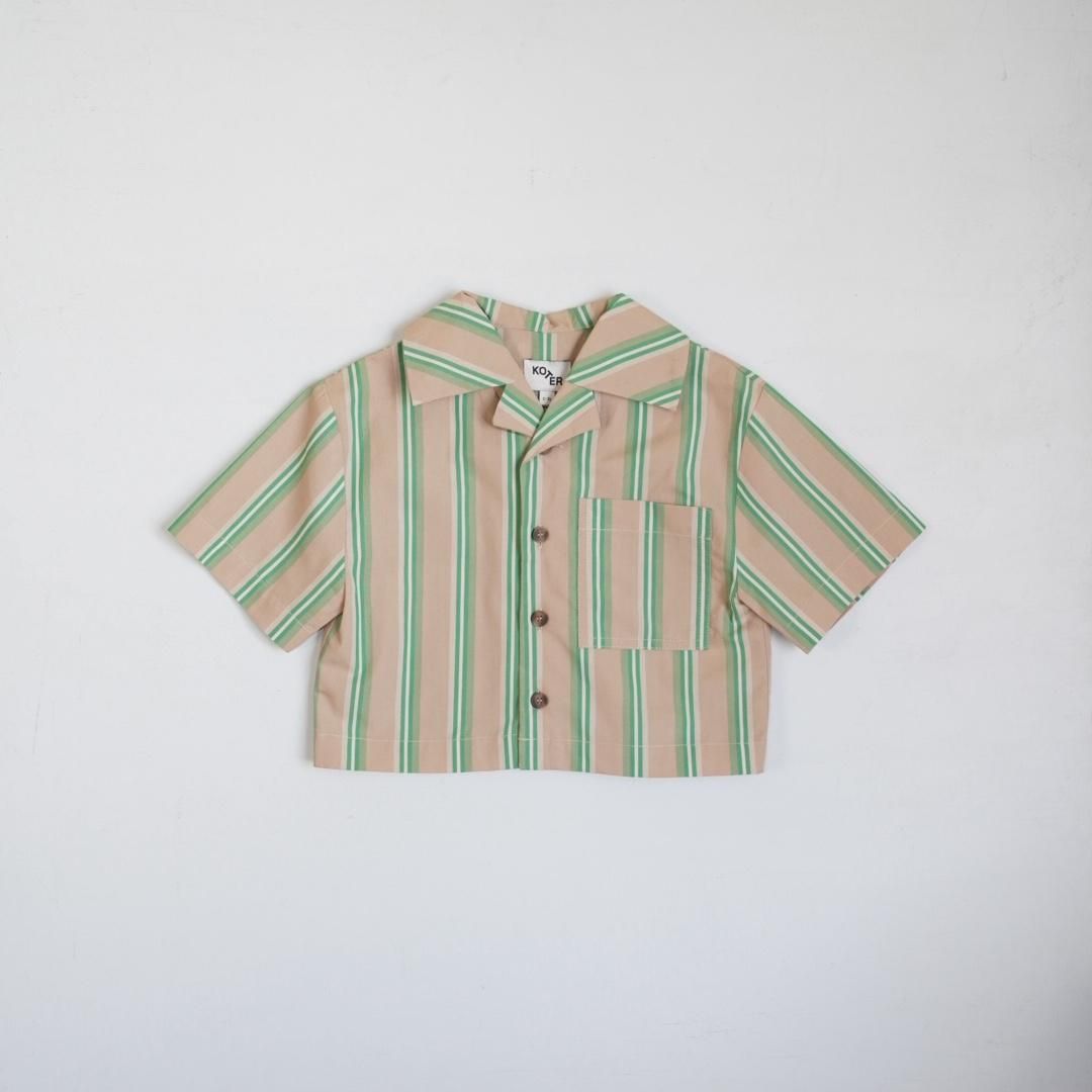 <img class='new_mark_img1' src='https://img.shop-pro.jp/img/new/icons10.gif' style='border:none;display:inline;margin:0px;padding:0px;width:auto;' />KOTER BILLIE BOXY FIT SHIRTの商品画像