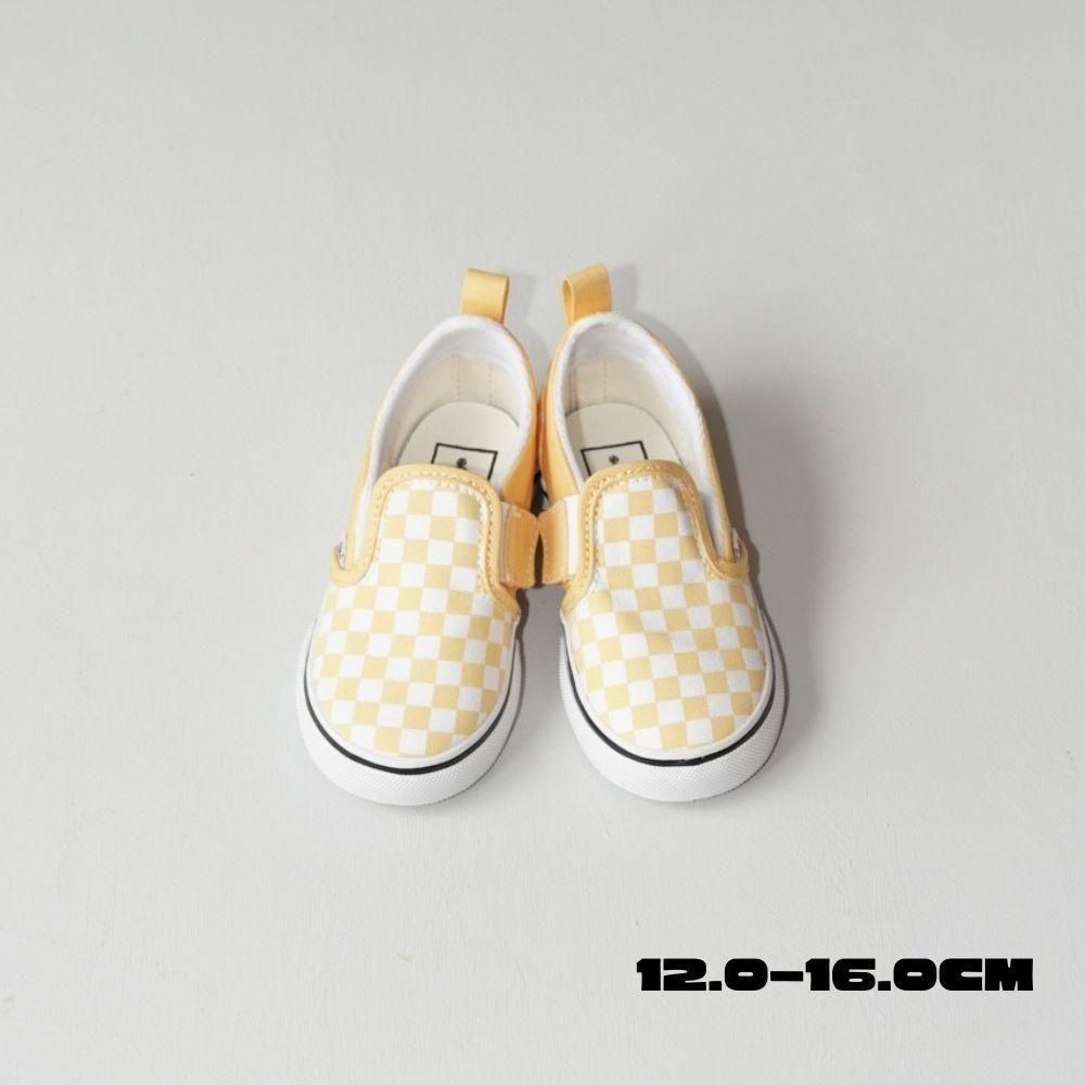 <img class='new_mark_img1' src='https://img.shop-pro.jp/img/new/icons10.gif' style='border:none;display:inline;margin:0px;padding:0px;width:auto;' />VANS CLASSIC SLIP-ON V YELLOWの商品画像