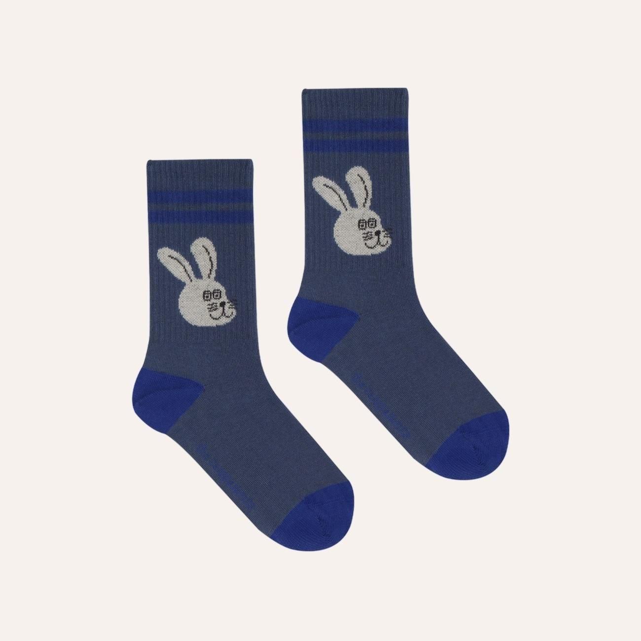 <img class='new_mark_img1' src='https://img.shop-pro.jp/img/new/icons10.gif' style='border:none;display:inline;margin:0px;padding:0px;width:auto;' />the campamento Rabbit Blue Kids Socksの商品画像