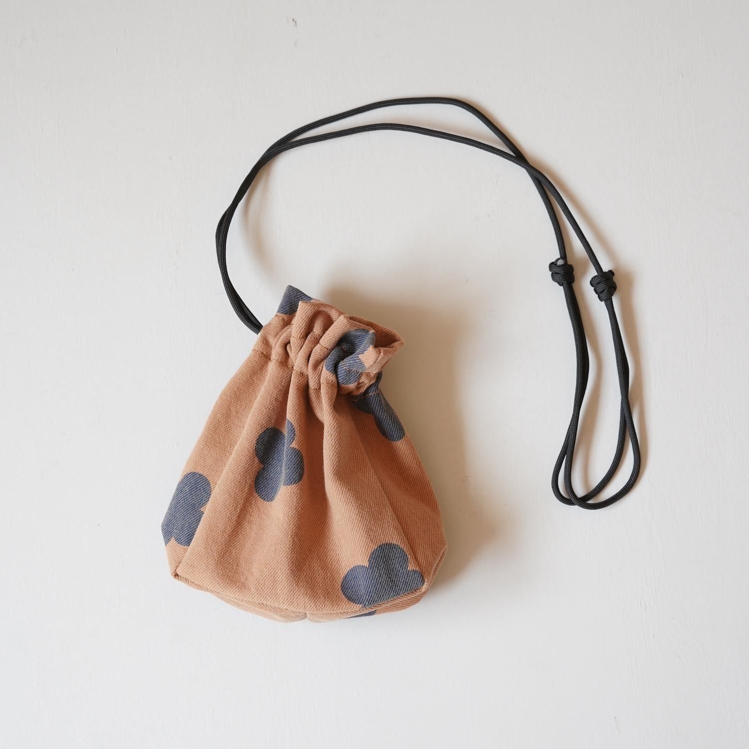 <img class='new_mark_img1' src='https://img.shop-pro.jp/img/new/icons10.gif' style='border:none;display:inline;margin:0px;padding:0px;width:auto;' />B UPCYCLE CLUB Awake Bag 02の商品画像