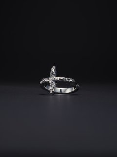 ANTIDOTEBUYERSCLUB    Engraved Cross Ring